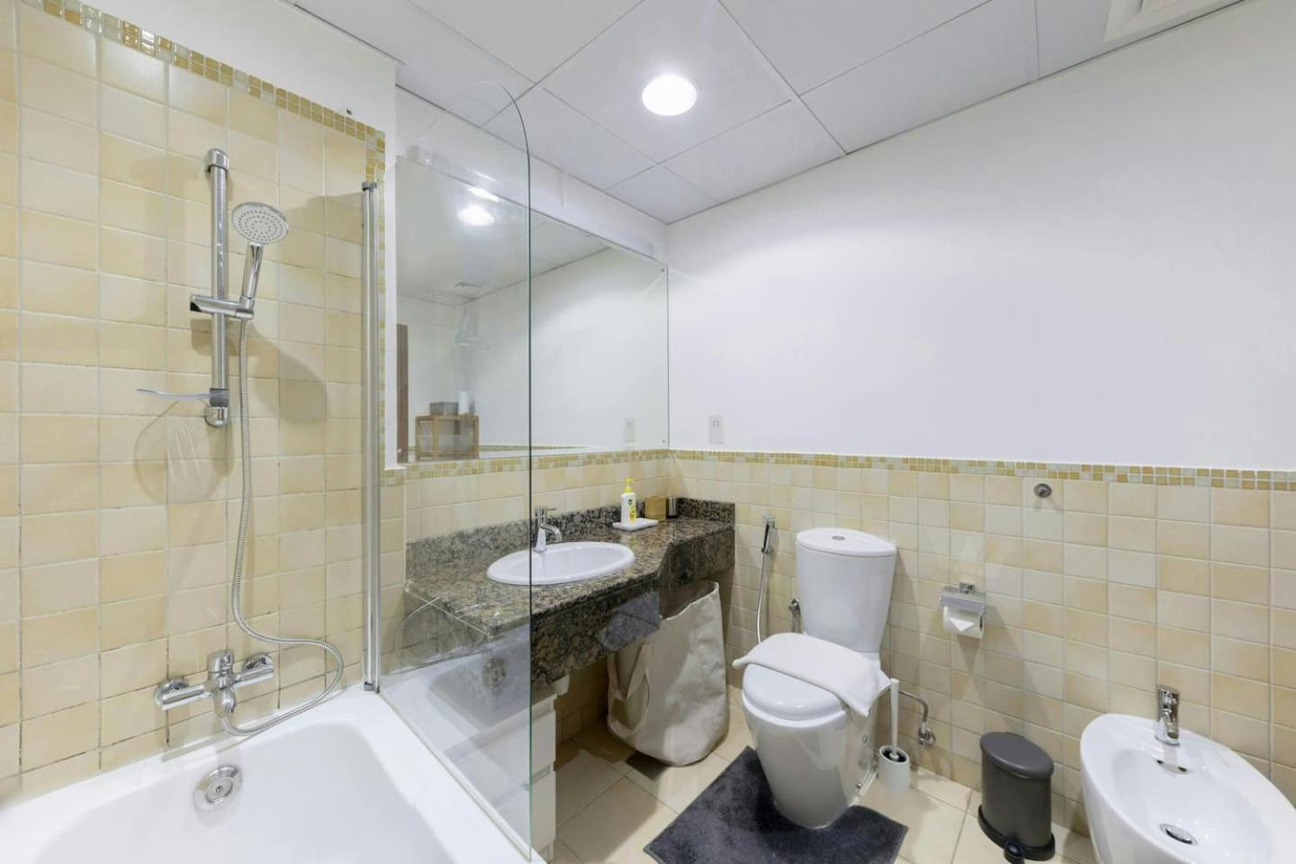 Appartement Spacious 2-bedroom Getaway In Jbr, Prime Location