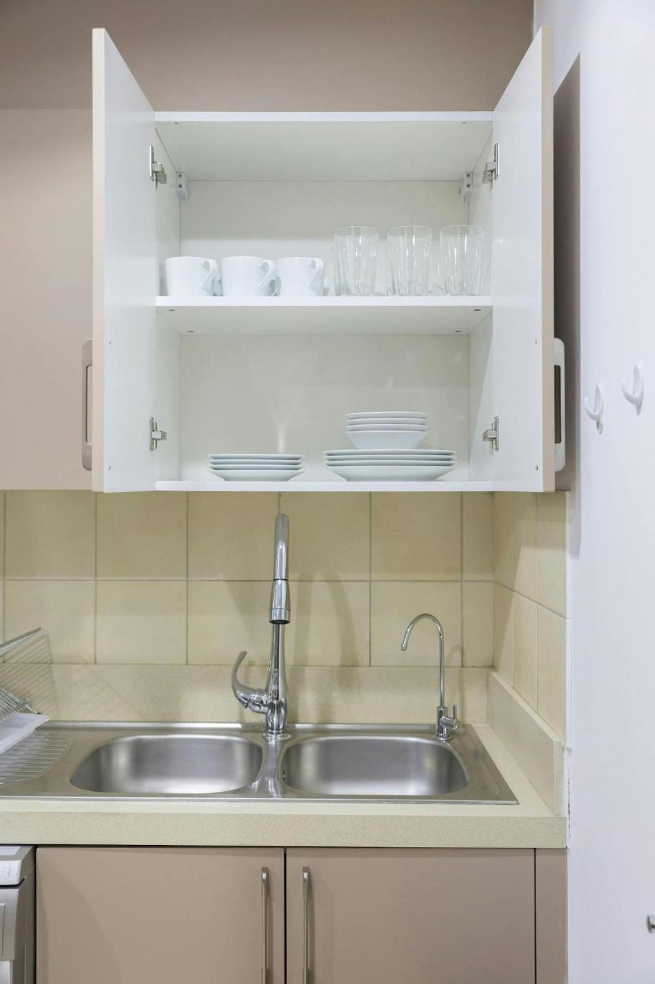 Spacious 2-bedroom Getaway In Jbr, Prime Location Appartement