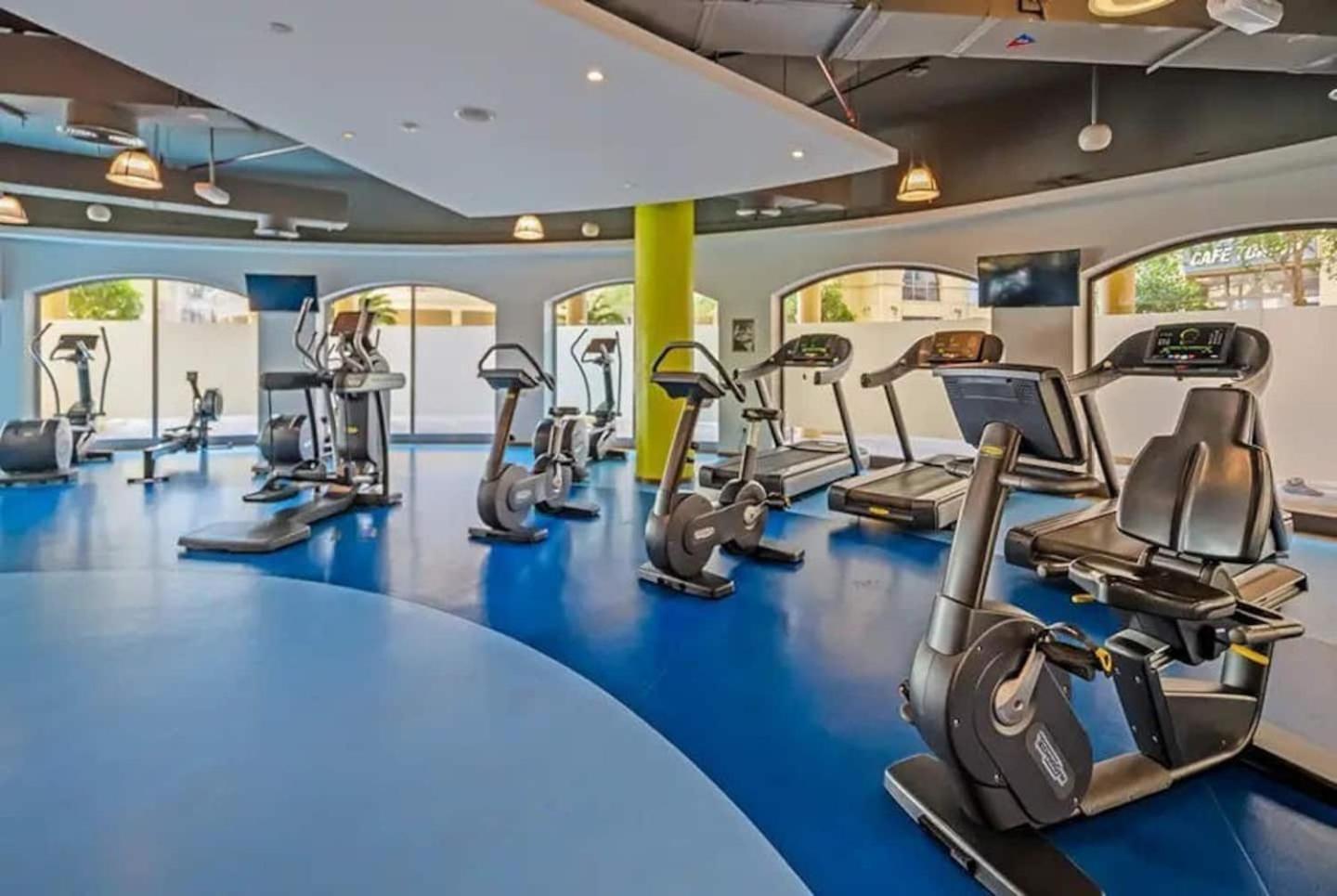 Appartement Spacious 2-bedroom Getaway In Jbr, Prime Location *